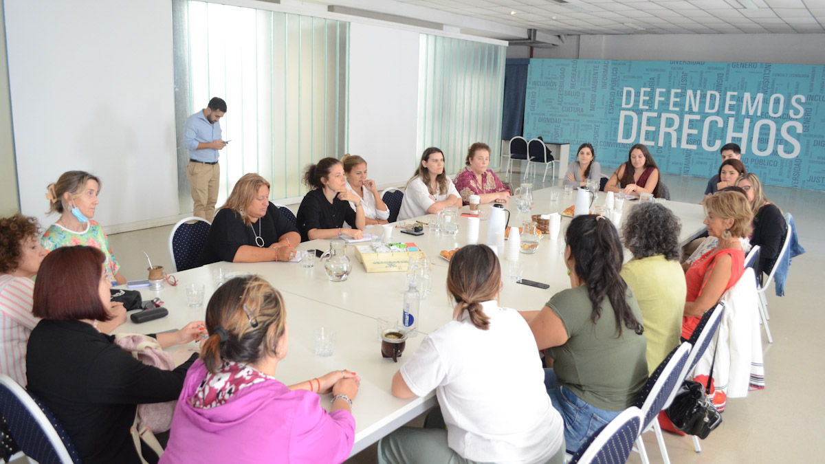 Reunión con la Directora de la Red Nacional de Refugios para Mujeres