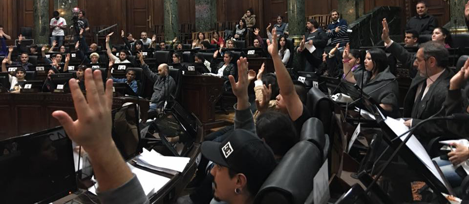 La_legislatura_y_la_Escuela_CENS_44_HGO