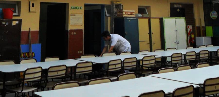 comedor-descubierto-escuela-Nº-8-D.E.-17