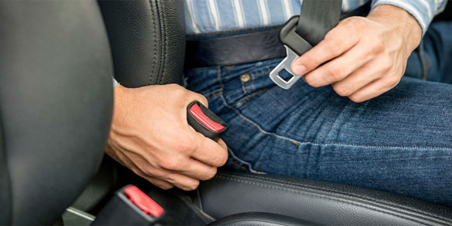 importancia-de-usar-el-cinturon-de-seguridad