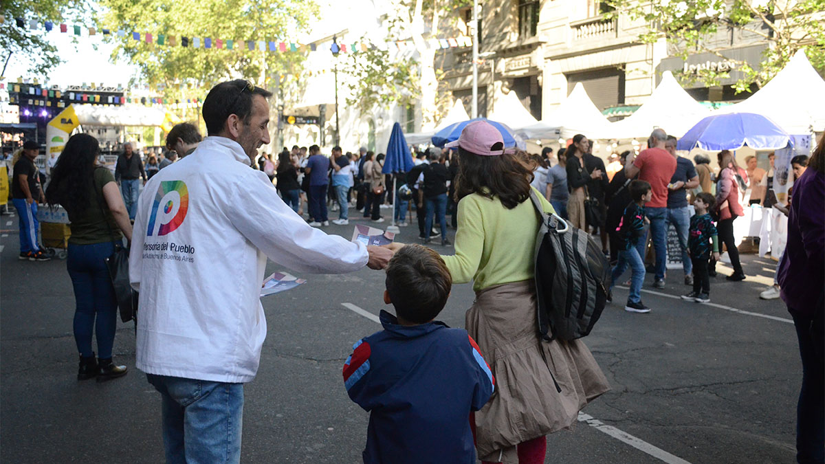 La Defensoría Presente En BA Celebra Francia - Defensoría Del Pueblo CABA