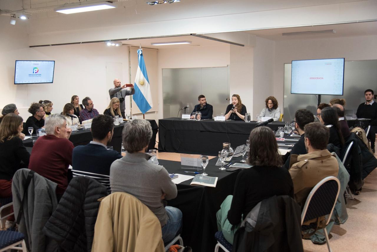 foto ppal estudio democracia