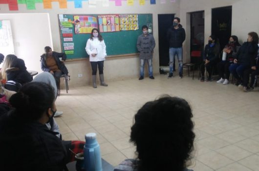 09-09 mesa los piletones barrio la esperanza