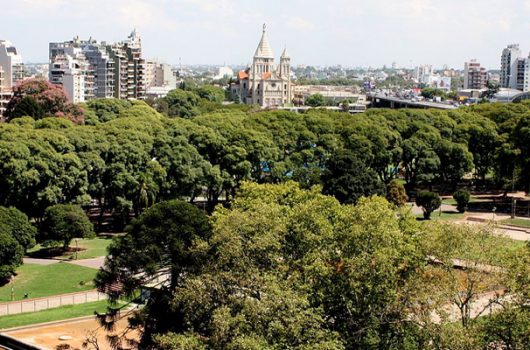 1280px-Vista_general_de_Parque_Chacabuco