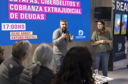 5-5 Feria del Libro Charla Cobranzas Ciberdelitos .. WEB 1