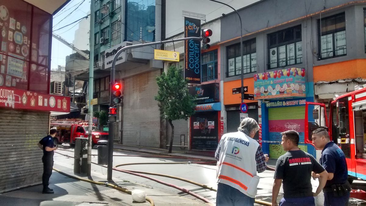 Incendio en local textil 1500x750