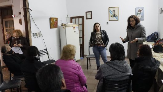 Taller-de-estafas-Centro-de-Jubilados-Nueva-Argentina-scaled