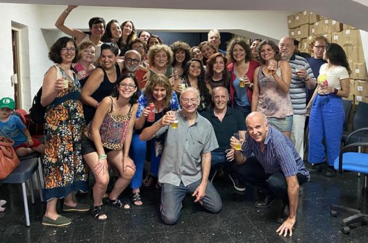 Teatro por la identidad