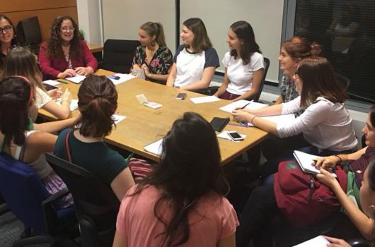 con alumnas del Buenos Aires_1500x750