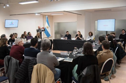 foto ppal estudio democracia