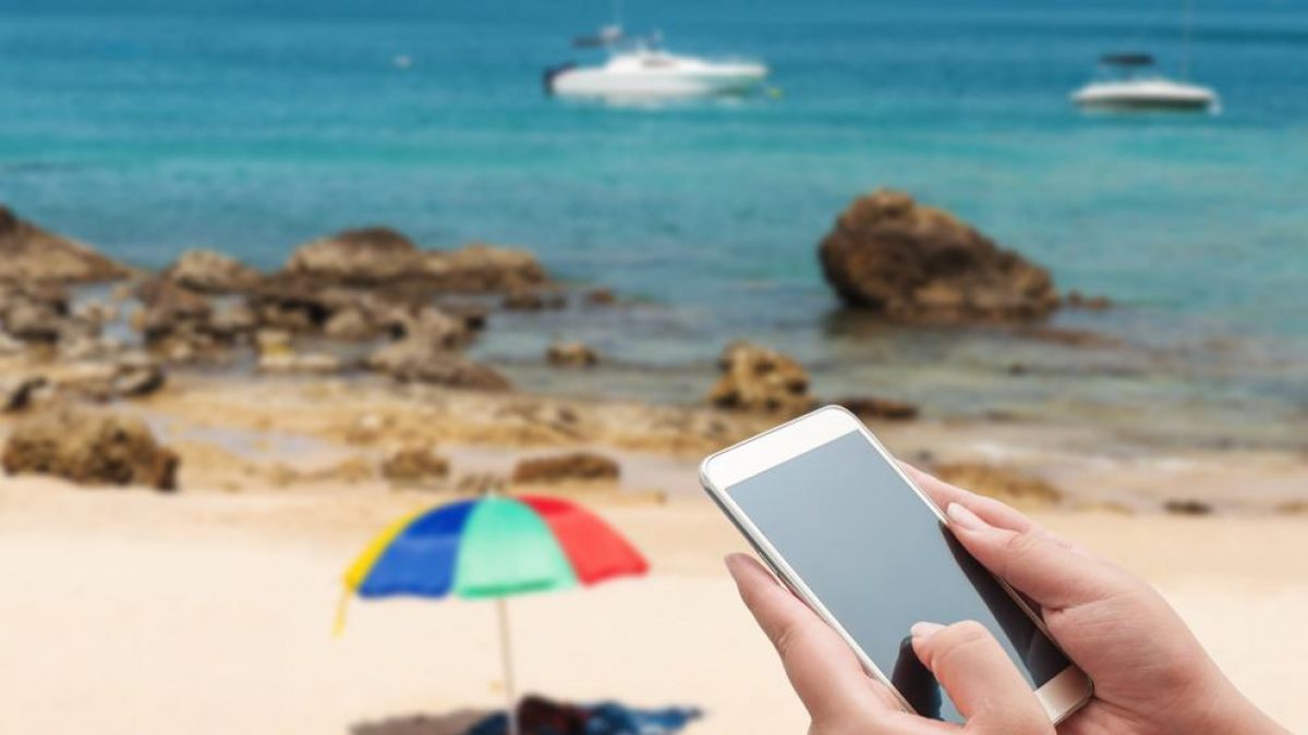 playa y celular