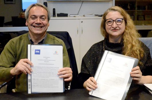 reunion MR y firma convenio WEB