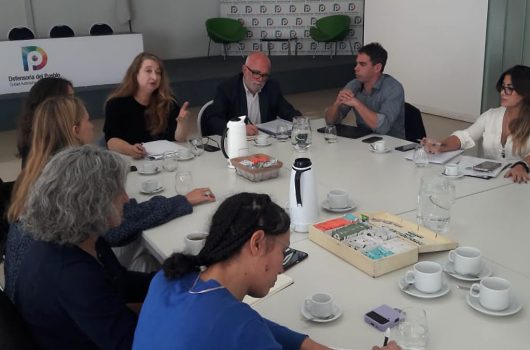 reunion con comite tortura WEB